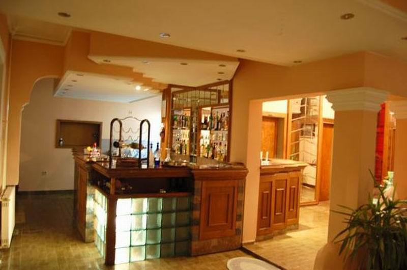 Hotel Aldi Cagllavice Étterem fotó